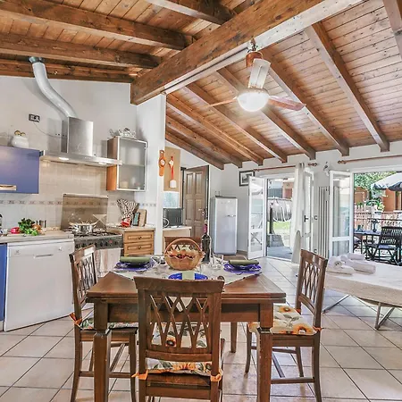 Casa Role, Maggiore Patio House W/ Bbq - Happy 公寓 *