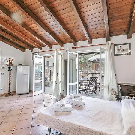 La Maison Dans Le Jardin - Happy Апартаменты *