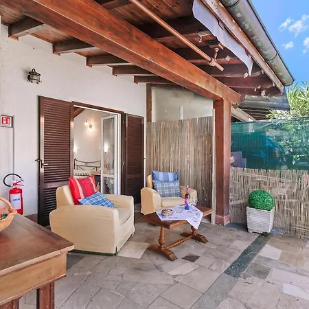 Casa Role, Maggiore Patio House W/ Bbq - Happy 多米勒托